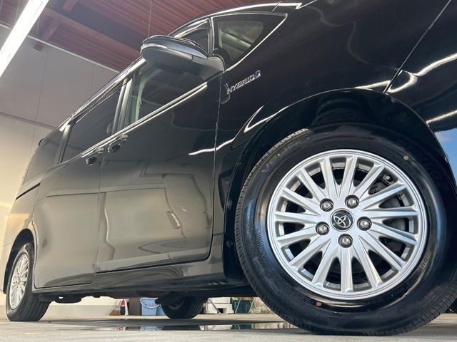 トヨタ ヴォクシー