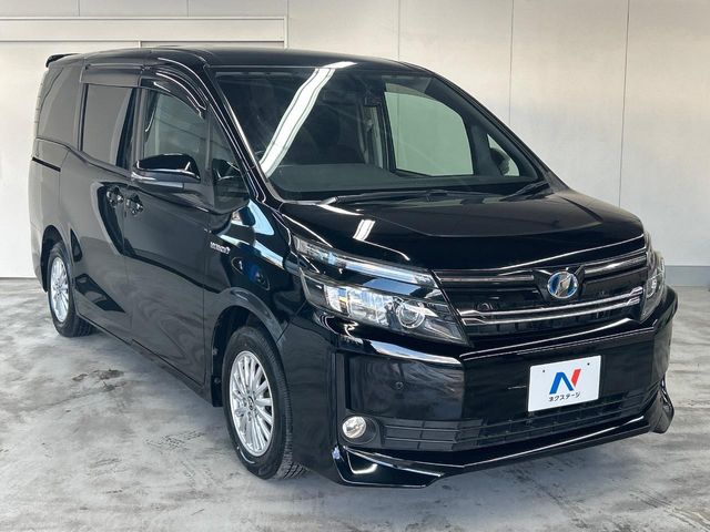 トヨタ ヴォクシー