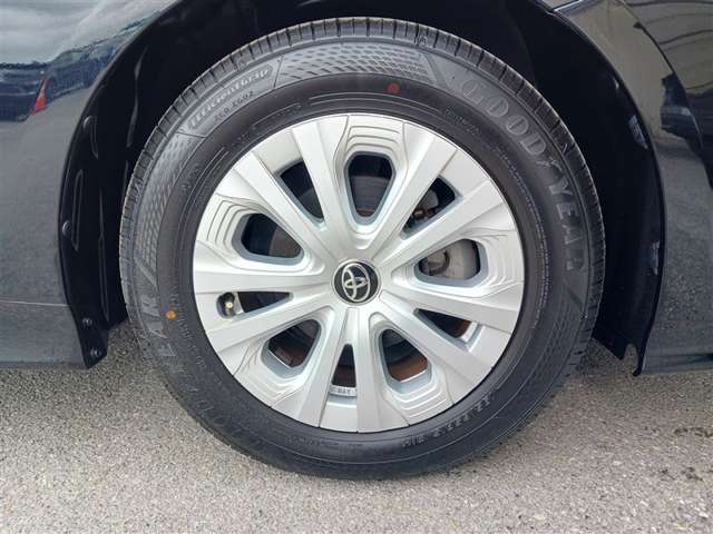 トヨタ プリウス