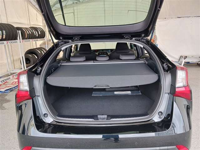 トヨタ プリウス