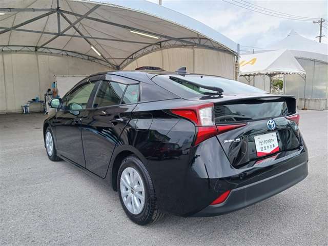 トヨタ プリウス