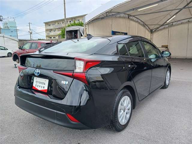 トヨタ プリウス