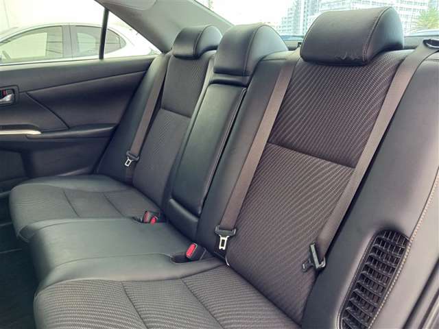 トヨタ カムリハイブリッド