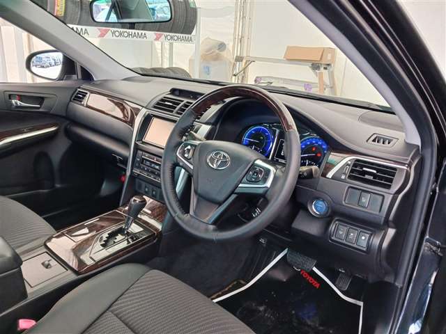 トヨタ カムリハイブリッド