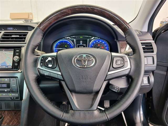 トヨタ カムリハイブリッド