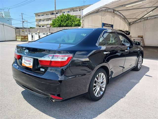 トヨタ カムリハイブリッド