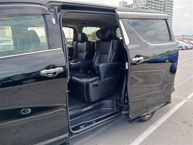 トヨタ ヴェルファイア