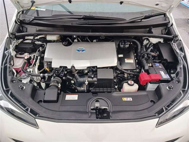 トヨタ プリウス