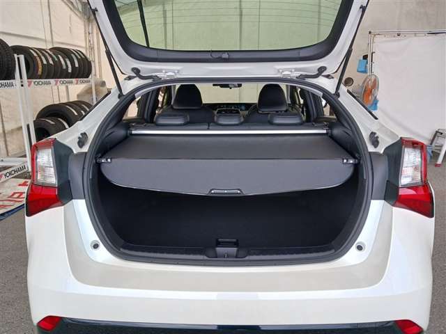 トヨタ プリウス