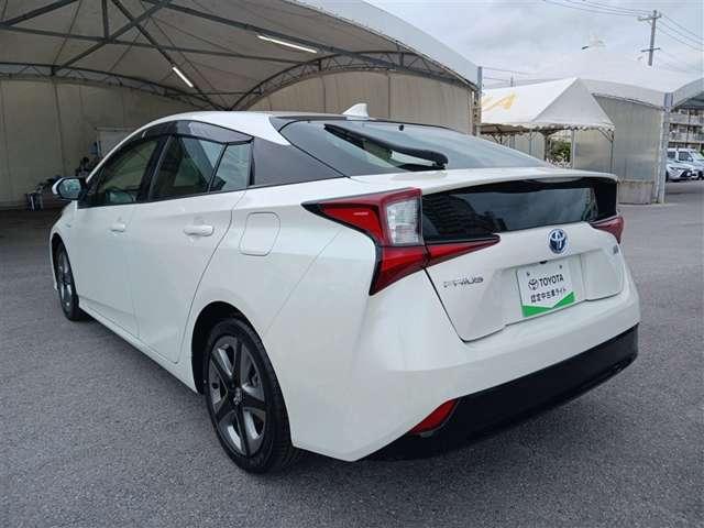 トヨタ プリウス