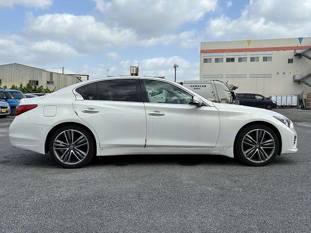 日産 スカイライン