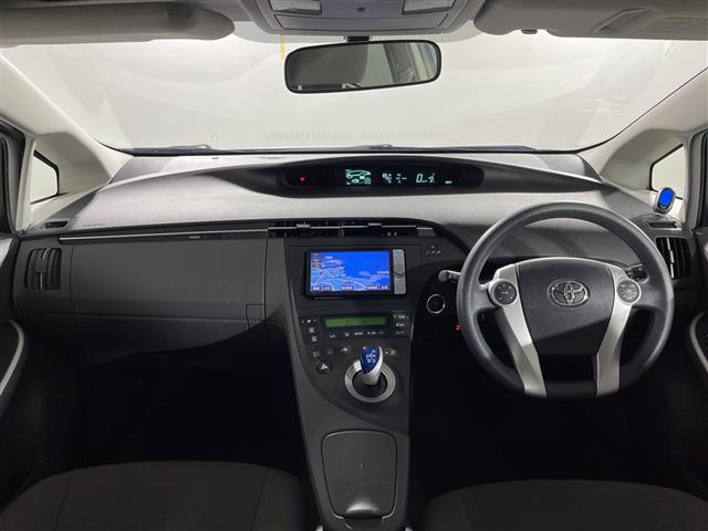 トヨタ プリウス