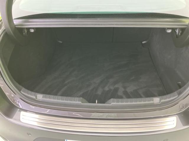 マツダ MAZDA3セダン