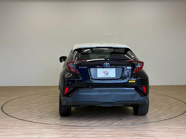 トヨタ C-HR