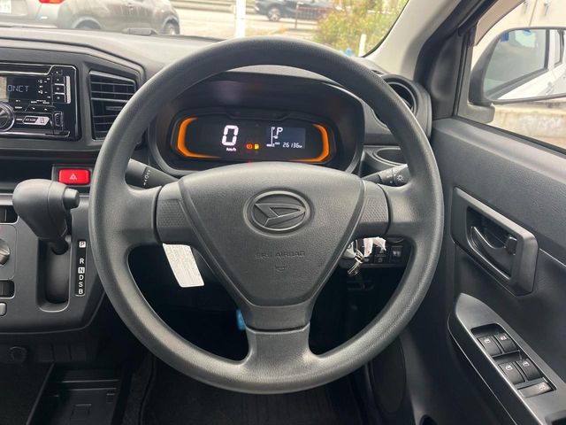 ダイハツ ミライース