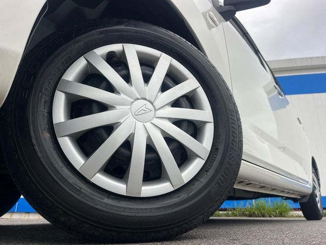 ダイハツ ミライース