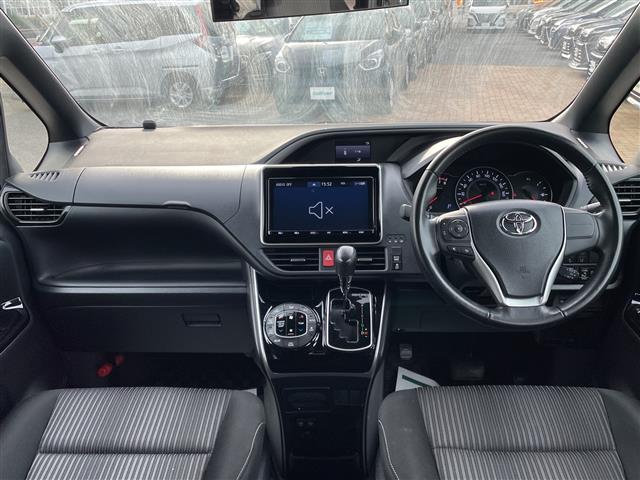 トヨタ ヴォクシー