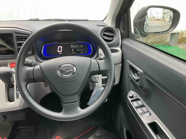 ダイハツ ミライース