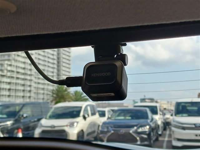 トヨタ プリウスPHV