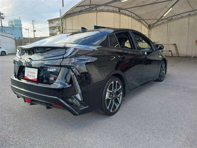 トヨタ プリウスPHV