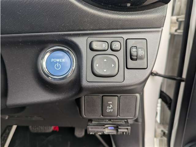 トヨタ アクア