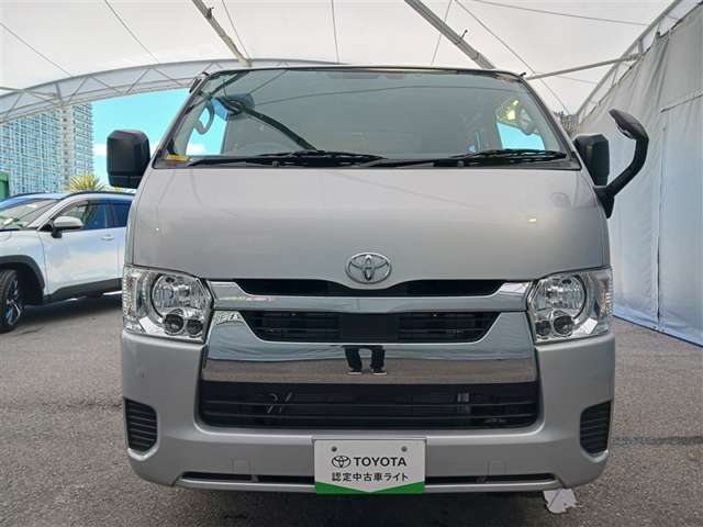 トヨタ ハイエースバン
