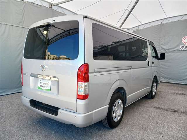 トヨタ ハイエースバン