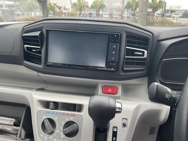 ダイハツ ミライース