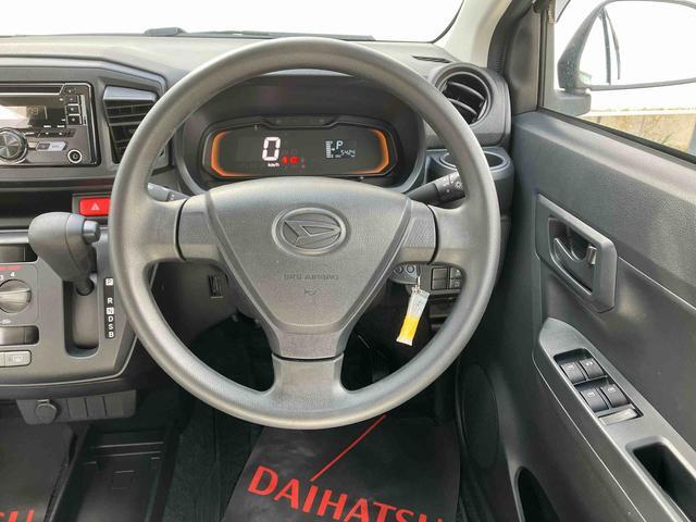 ダイハツ ミライース