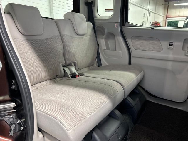 三菱 eKスペース