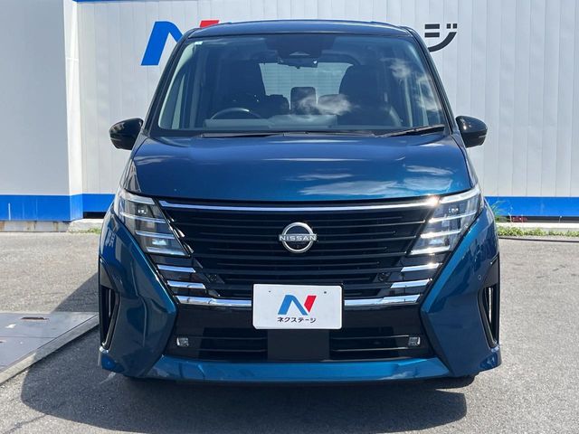 日産 セレナ