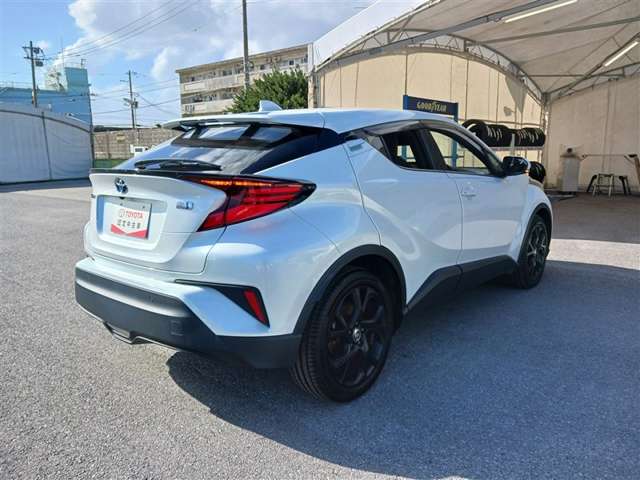 トヨタ C-HR