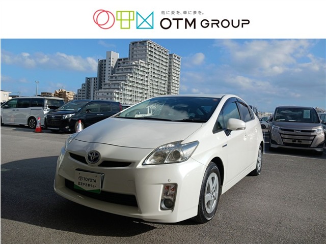 トヨタ プリウス