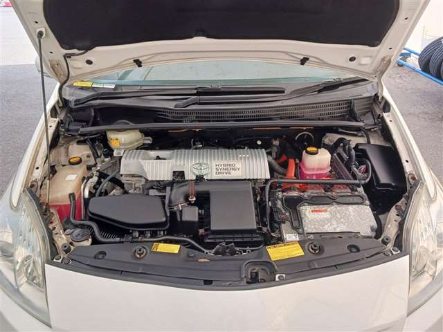 トヨタ プリウス