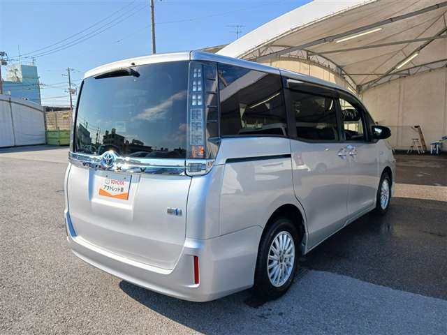 トヨタ ヴォクシー