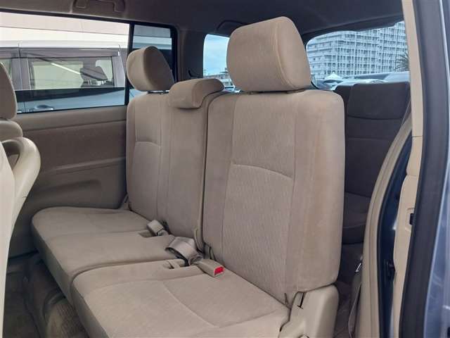 トヨタ アイシス