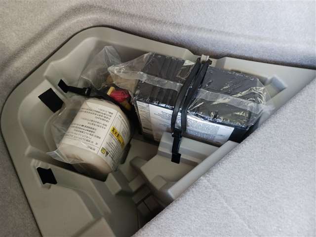 トヨタ プリウスPHV