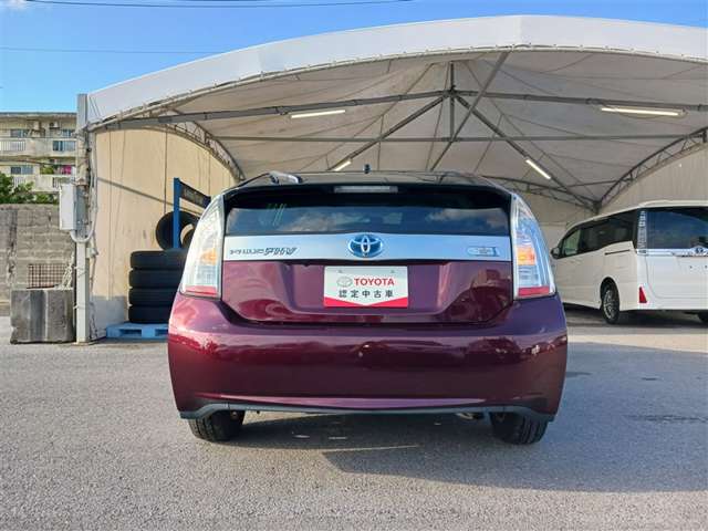 トヨタ プリウスPHV