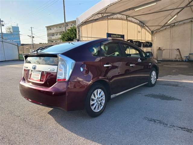 トヨタ プリウスPHV