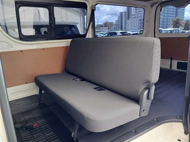 トヨタ ハイエースバン