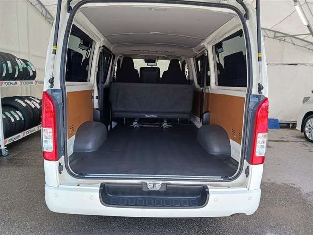 トヨタ ハイエースバン