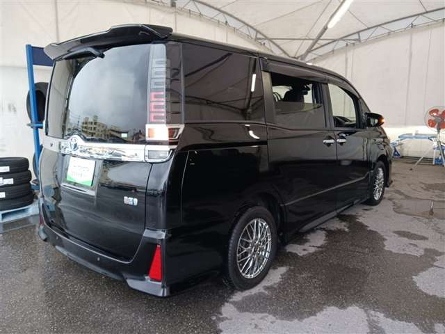 トヨタ ヴォクシー