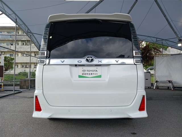 トヨタ ヴォクシー