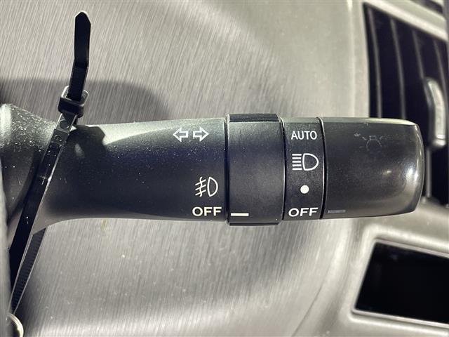 トヨタ プリウスα