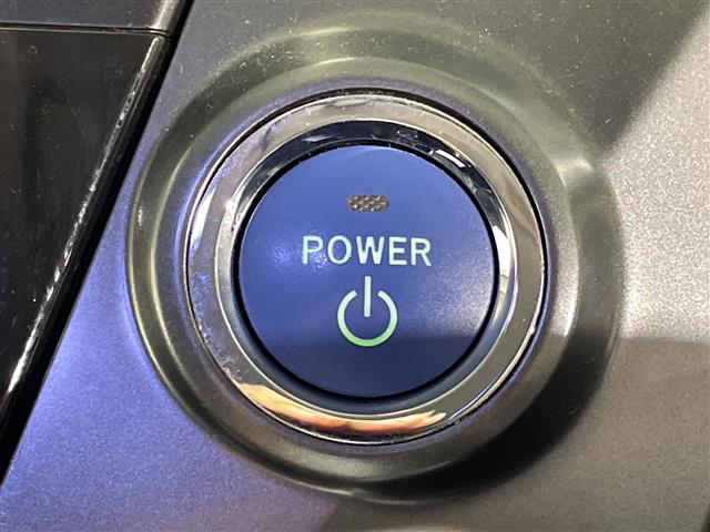 トヨタ プリウスα