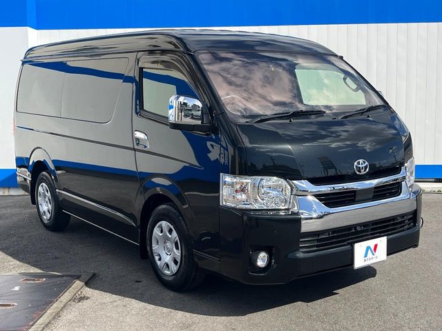 トヨタ ハイエース