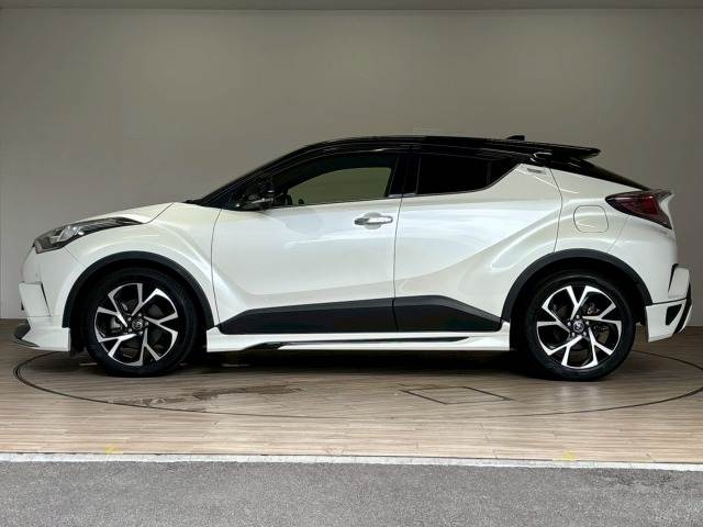 トヨタ C-HR