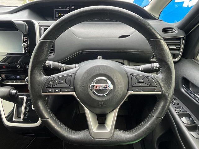 日産 セレナ