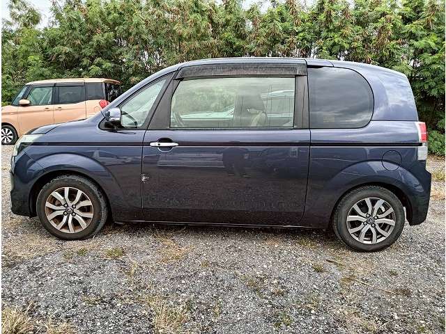 トヨタ スペイド