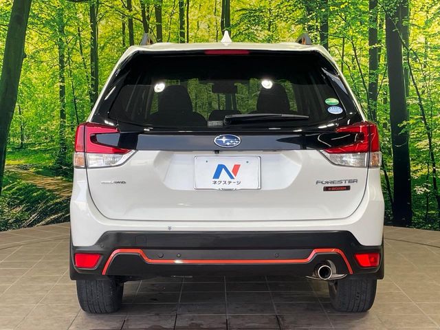スバル フォレスター